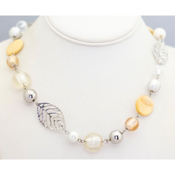 32 Inch, Vintage Elven Elegant Gold Tone Necklace - CP1 - Picture 2 of 3